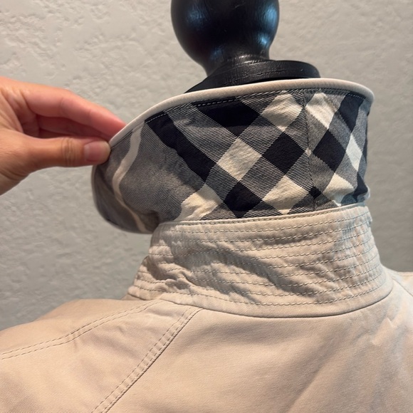 Burberry US 4 Trench Coat with belt - Picture 13 of 14